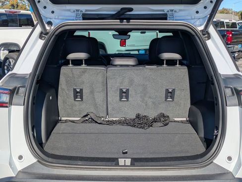 Used 2026 Chevrolet Equinox RS w/ Safety and Technology Package image 32