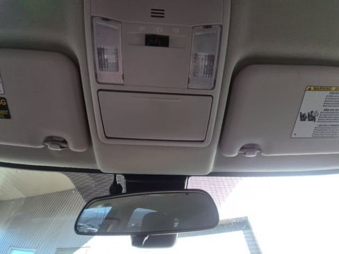 Used 2017 Toyota RAV4 LE image 25