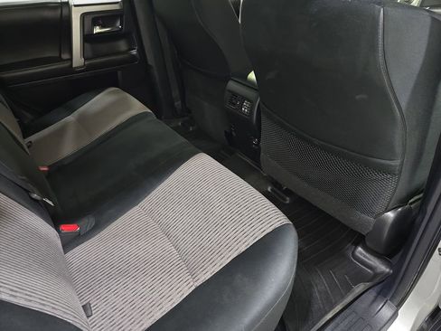 Used 2014 Toyota 4Runner SR5 AWD/4WD image 13
