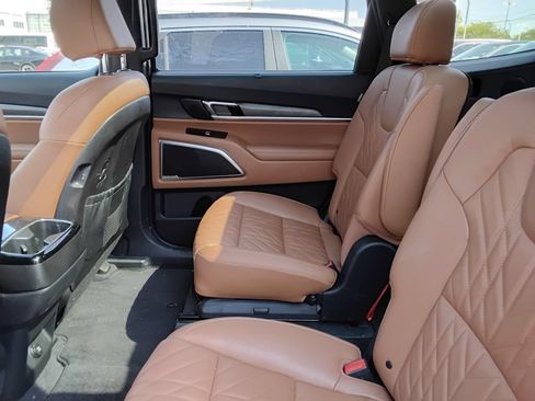 Used 2023 Kia Telluride SX X-Line AWD/4WD image 10