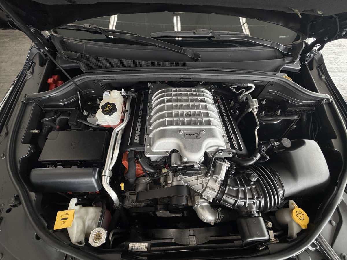 Used 2025 Dodge Durango SRT Hellcat AWD/4WD image 32