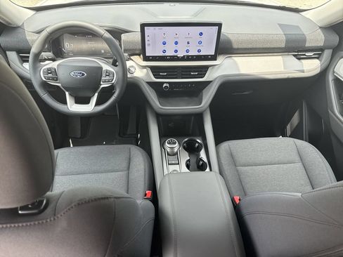 New 2026 Ford Explorer Active RWD image 25