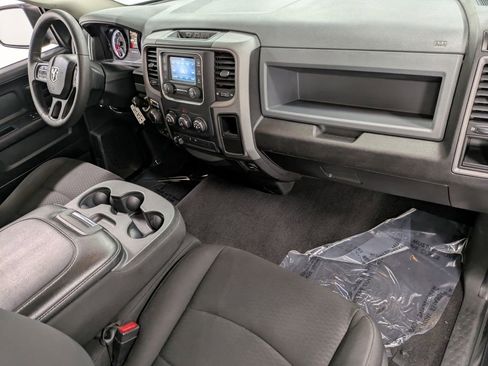 Used 2019 RAM 1500 Express w/ Express Value Package image 29