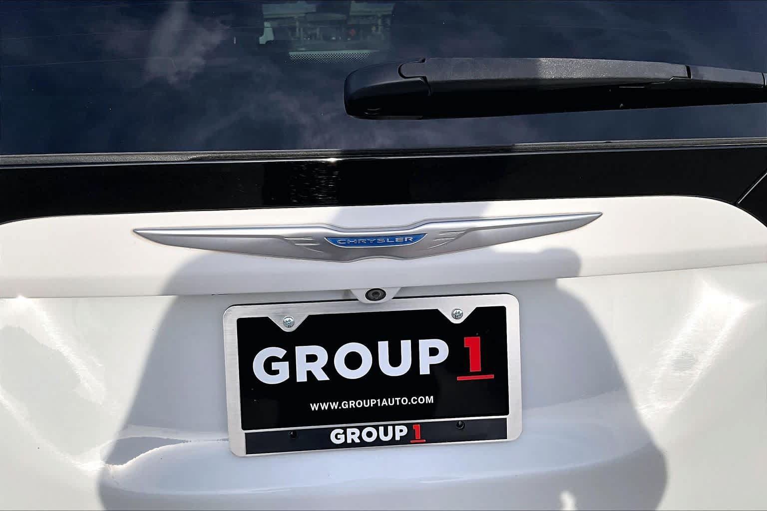 Used 2018 Chrysler Pacifica Limited w/ Advanced Safetytec Group FWD image 30