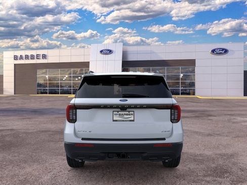New 2026 Ford Explorer Active AWD/4WD image 5