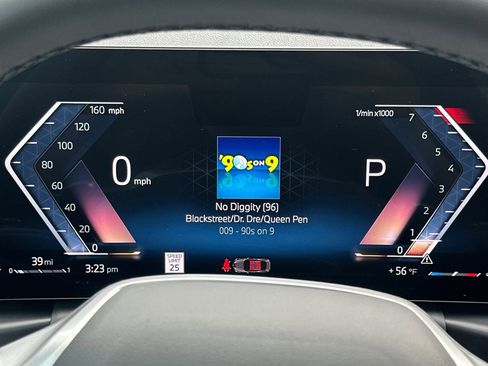 Used 2025 BMW 230i Coupe w/ Premium Package image 34