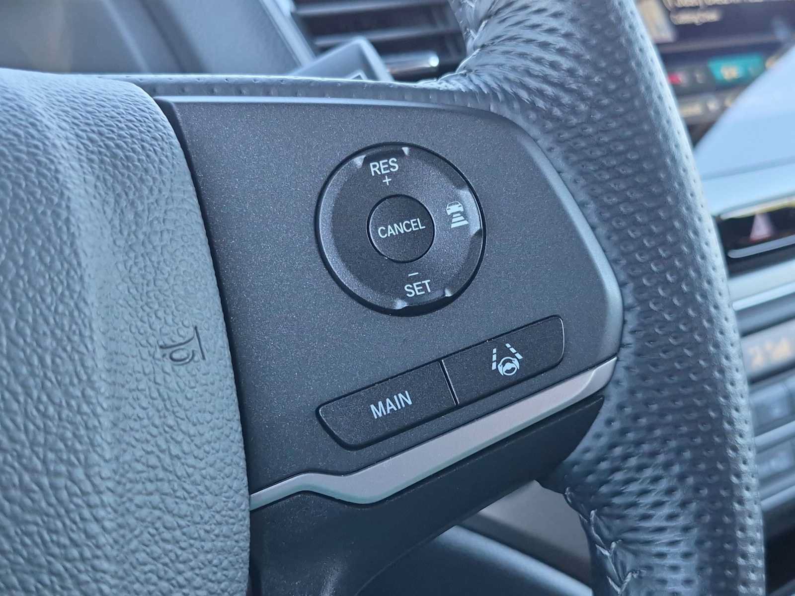 Certified 2025 Honda Passport EX-L image 25