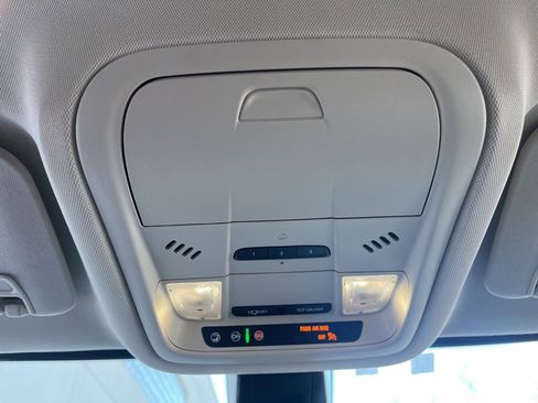 Used 2023 GMC Acadia Denali image 26