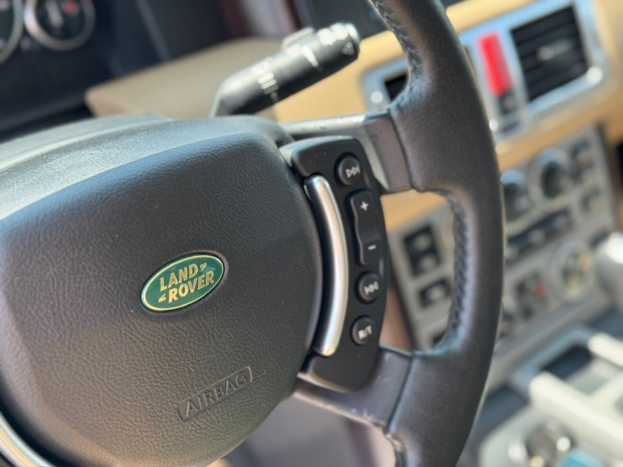 Used 2004 Land Rover Range Rover HSE AWD/4WD image 27