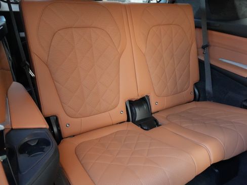 Certified 2023 BMW X7 xDrive40i w/ Premium Package image 35