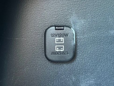Used 2025 MAZDA CX-50 AWD 2.5 Hybrid w/ Premium Pkg image 11