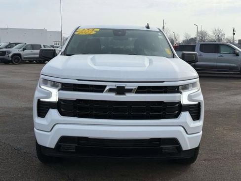 Used 2022 Chevrolet Silverado 1500 RST image 3