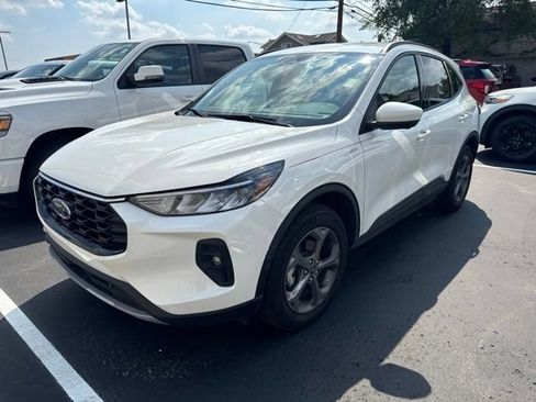 Used 2026 Ford Escape ST-Line Select w/ Tech Pack #2 AWD/4WD image 3