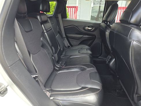 Used 2015 Jeep Cherokee Limited w/ Luxury Group FWD image 23