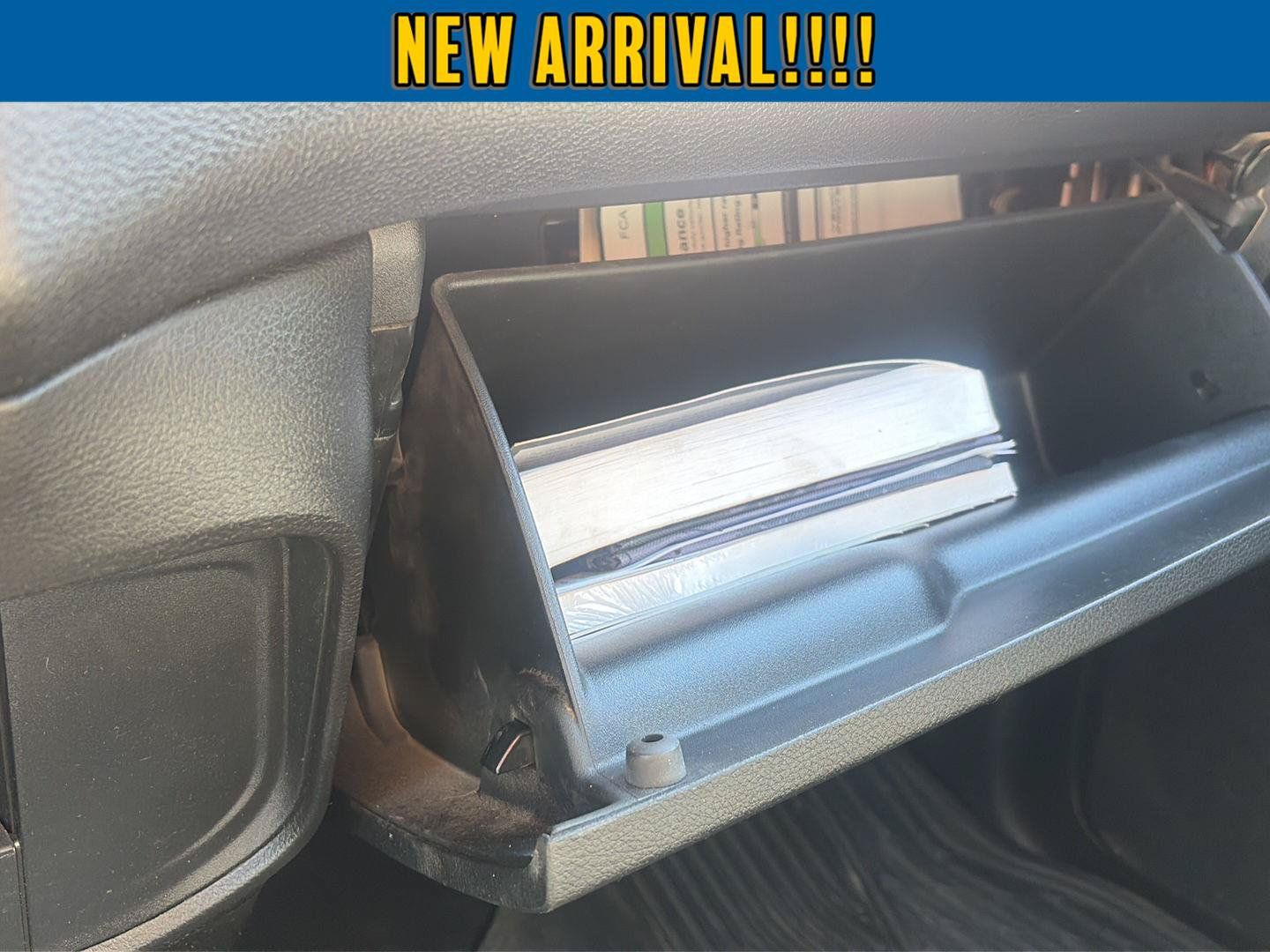 Used 2022 RAM 3500 Tradesman w/ Chrome Appearance Group AWD/4WD image 21