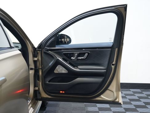 Used 2023 Mercedes-Benz S 580 4MATIC Sedan image 25