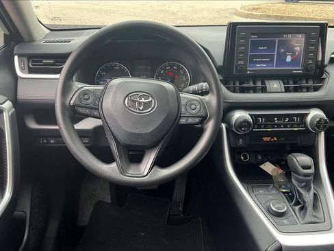 Used 2022 Toyota RAV4 XLE w/ Convenience Package AWD/4WD image 6