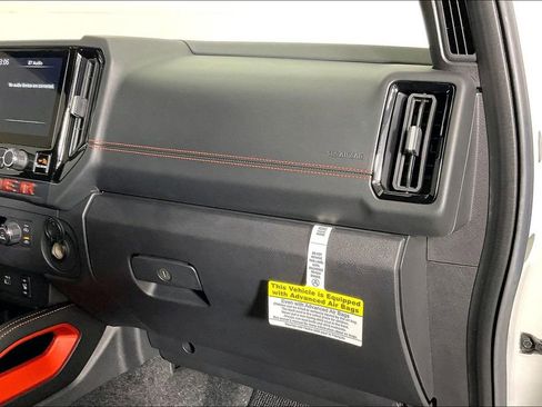 Certified 2025 Nissan Frontier Pro-X w/ Pro Premium Package image 21