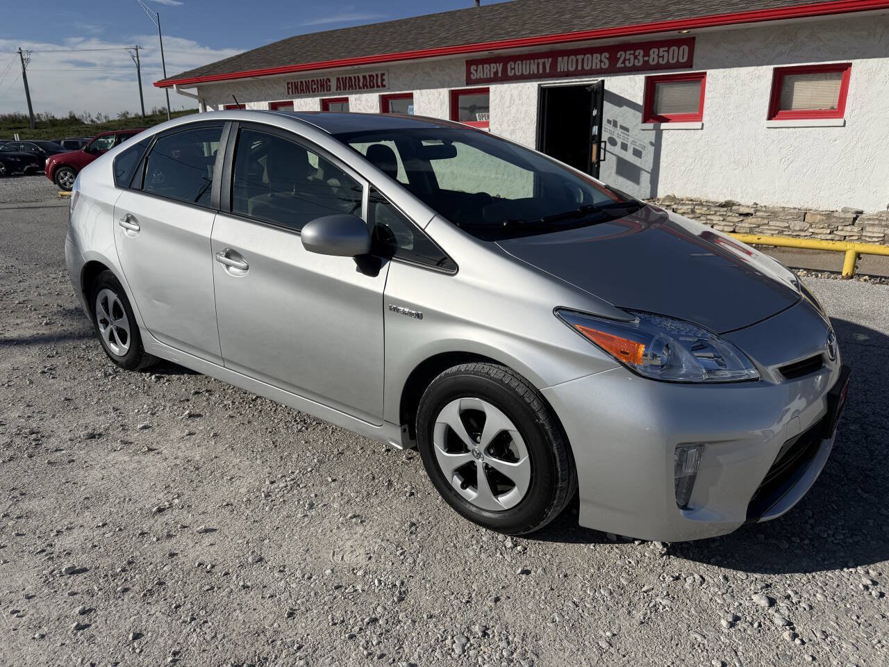 Used 2015 Toyota Prius Two FWD image 1