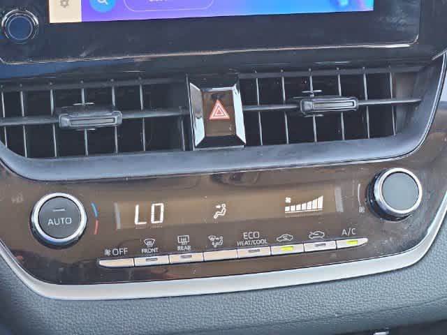 Used 2025 Toyota Corolla LE FWD image 24