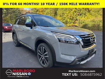 New 2025 Nissan Pathfinder Platinum w/ Cargo Package