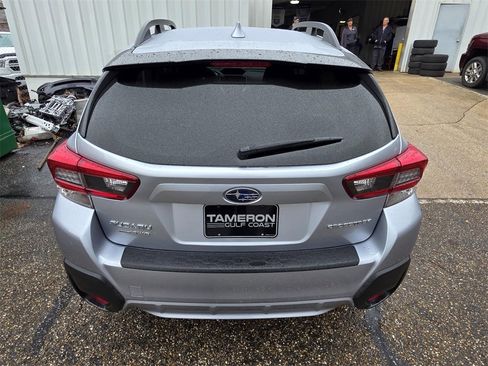 Used 2023 Subaru Crosstrek 2.0i Premium image 3