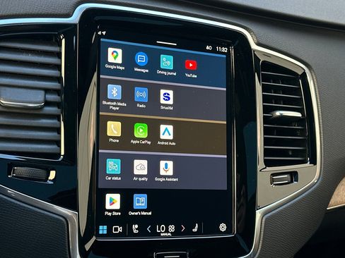 Certified 2025 Volvo XC90 B5 Plus w/ Protection Package Premier image 22