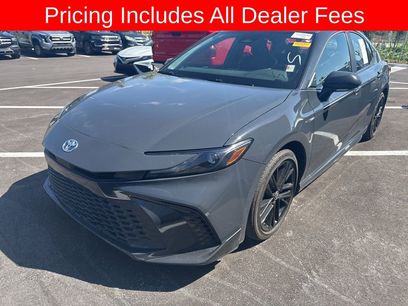Used 2025 Toyota Camry SE w/ Convenience Package