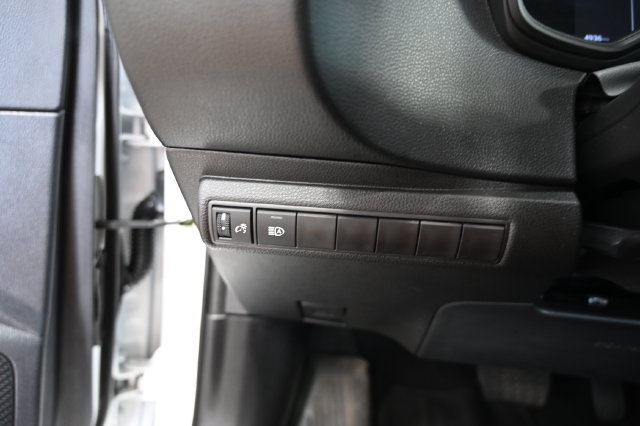 Used 2026 Toyota Corolla LE FWD image 25