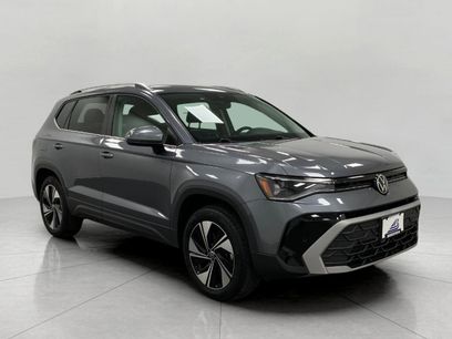 Used 2025 Volkswagen Taos SE