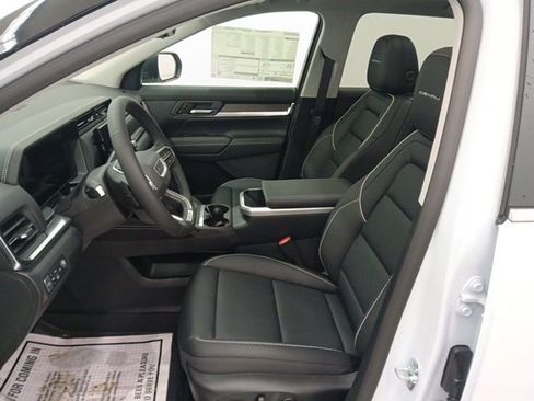 New 2026 GMC Terrain Denali w/ LPO, Floor Liner Package image 6