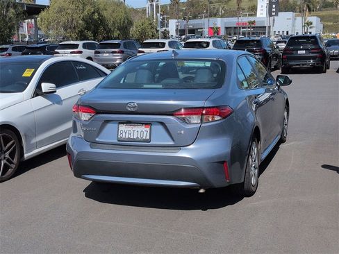 Used 2022 Toyota Corolla LE w/ Carpet Mat Package (TMS) image 4