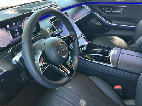 Certified 2022 Mercedes-Benz S 580 4MATIC Sedan image 9