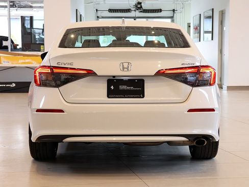 Used 2022 Honda Civic Sport image 28