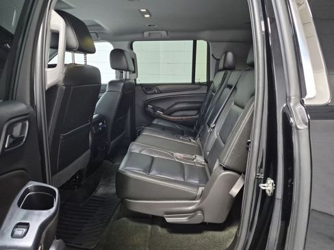 Used 2017 Chevrolet Suburban LT w/ Z71 Midnight Edition AWD/4WD image 28