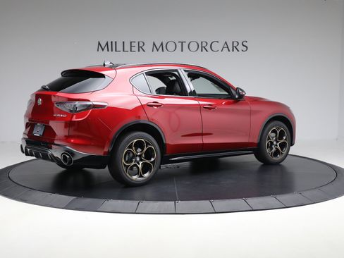 New 2025 Alfa Romeo Stelvio Sprint image 7