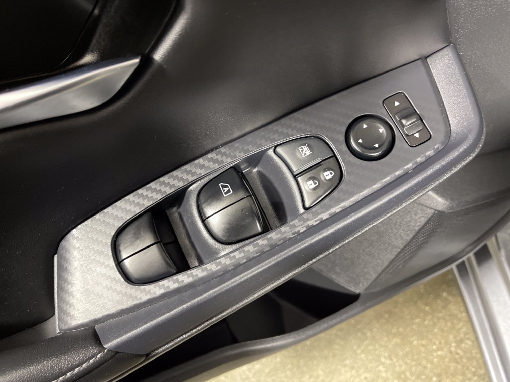 Used 2023 Nissan Sentra SV FWD image 16