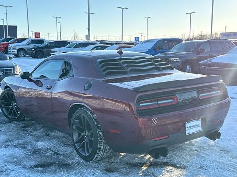 Used 2023 Dodge Challenger R/T w/ Plus Package image 5