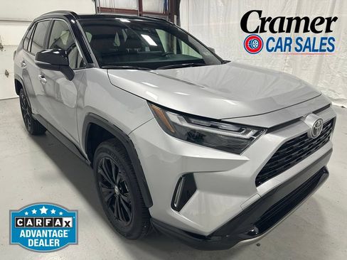 Used 2025 Toyota RAV4 XSE w/ Weather Package AWD/4WD image 1