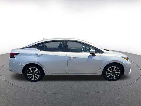 Used 2025 Nissan Versa SV FWD image 16
