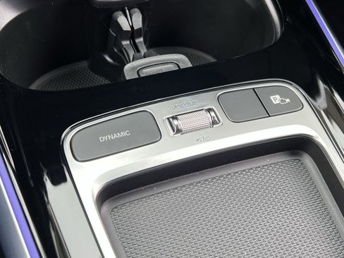 New 2026 Mercedes-Benz GLB 250 4MATIC image 32