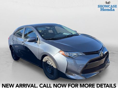Used 2017 Toyota Corolla LE w/ Carpet Mat Package (TMS) image 6