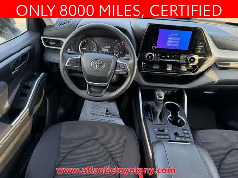 Certified 2025 Toyota Highlander LE AWD/4WD image 19