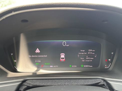 Used 2025 Honda Accord Touring image 3