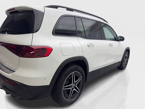 Used 2024 Mercedes-Benz EQB 250+ image 13