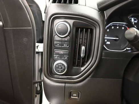 Used 2021 GMC Sierra 1500 4x4 Double Cab w/ Convenience Package image 11