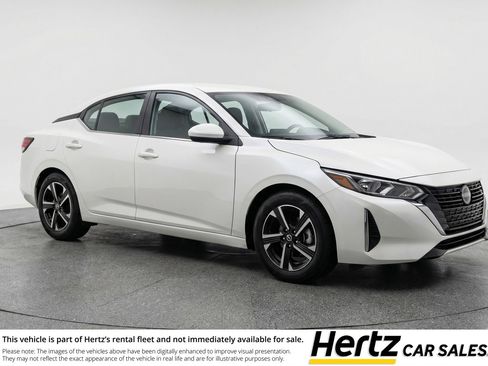 Used 2025 Nissan Sentra SV image 1