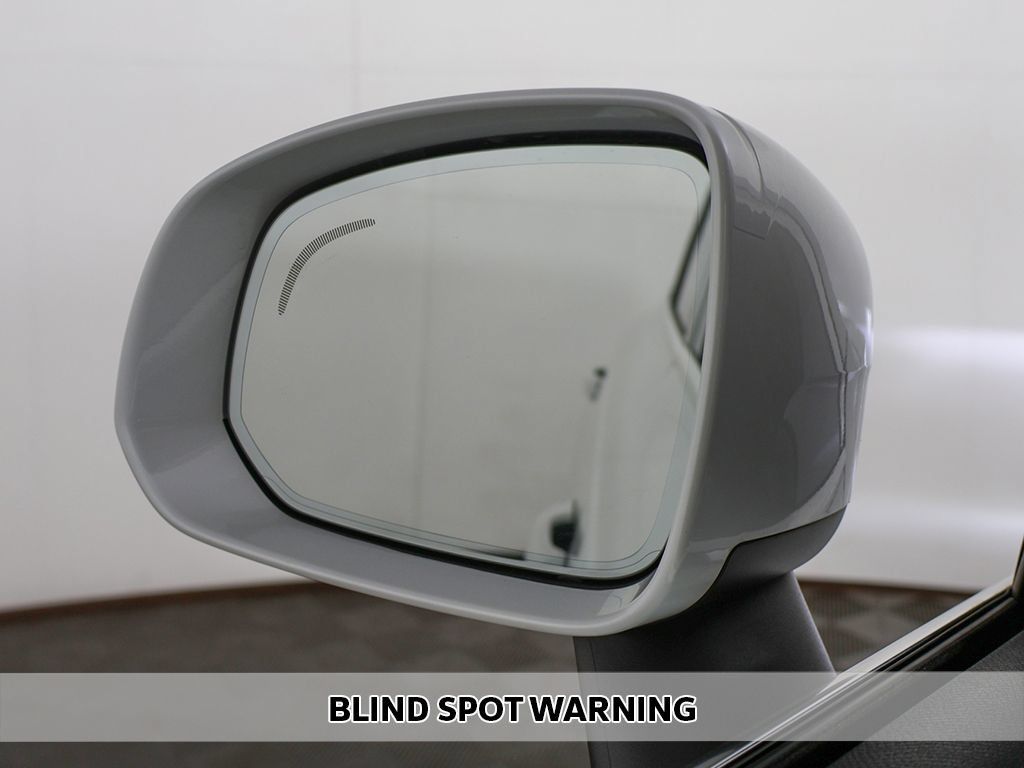 Used 2024 Volvo XC90 B6 Plus w/ Protection Package Premier AWD/4WD image 7