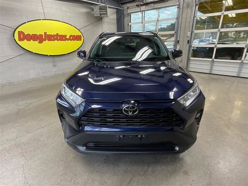 Used 2021 Toyota RAV4 XLE Premium AWD/4WD image 8