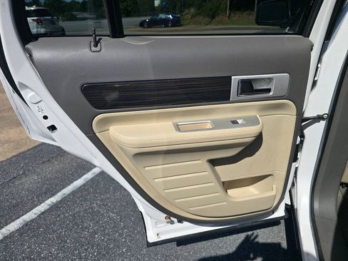 Used 2009 Lincoln MKX AWD image 15